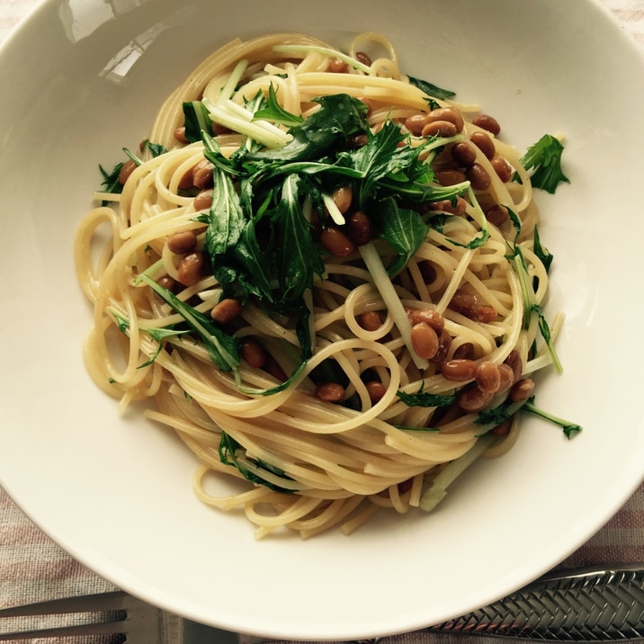 お店の味♪納豆と水菜の和風パスタ